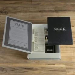 Clue Vintage Bookshelf Edition