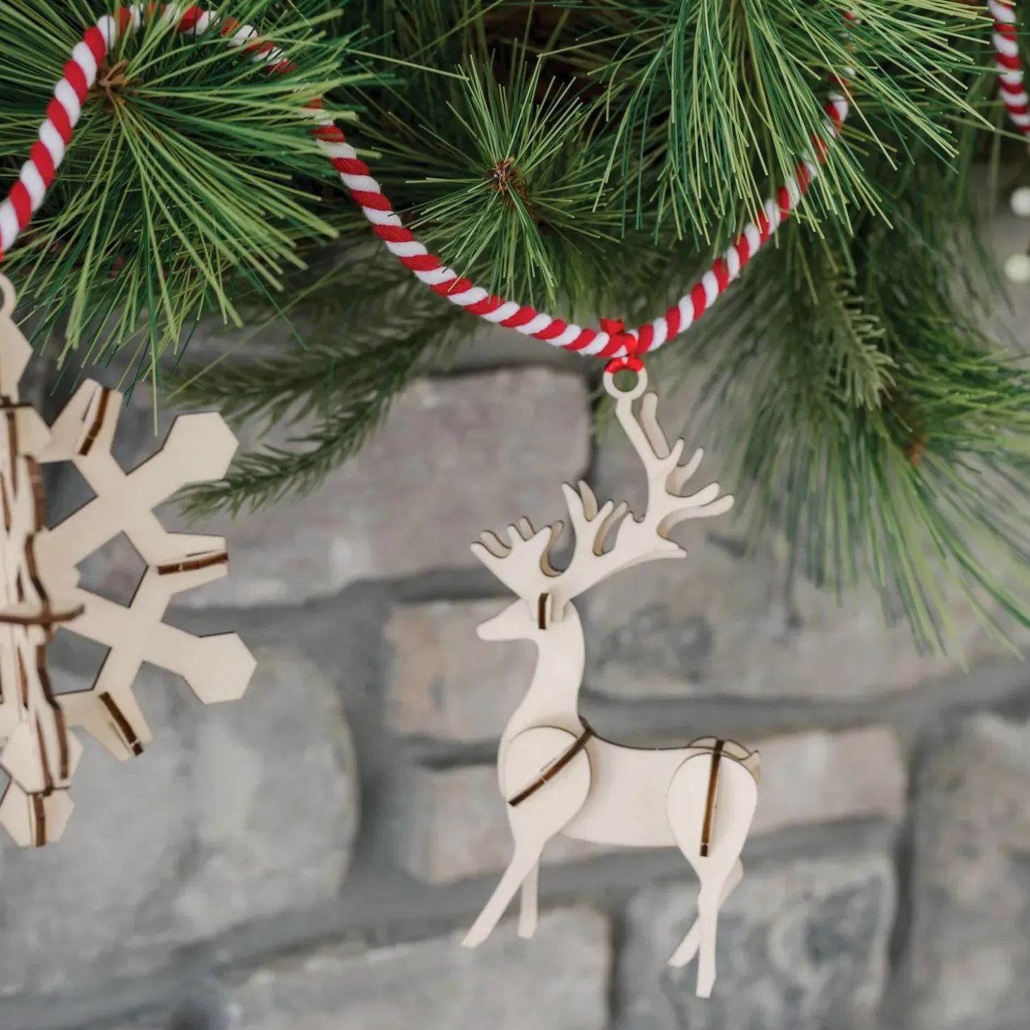 12 Days of DIY Wood Ornaments Advent Calendar