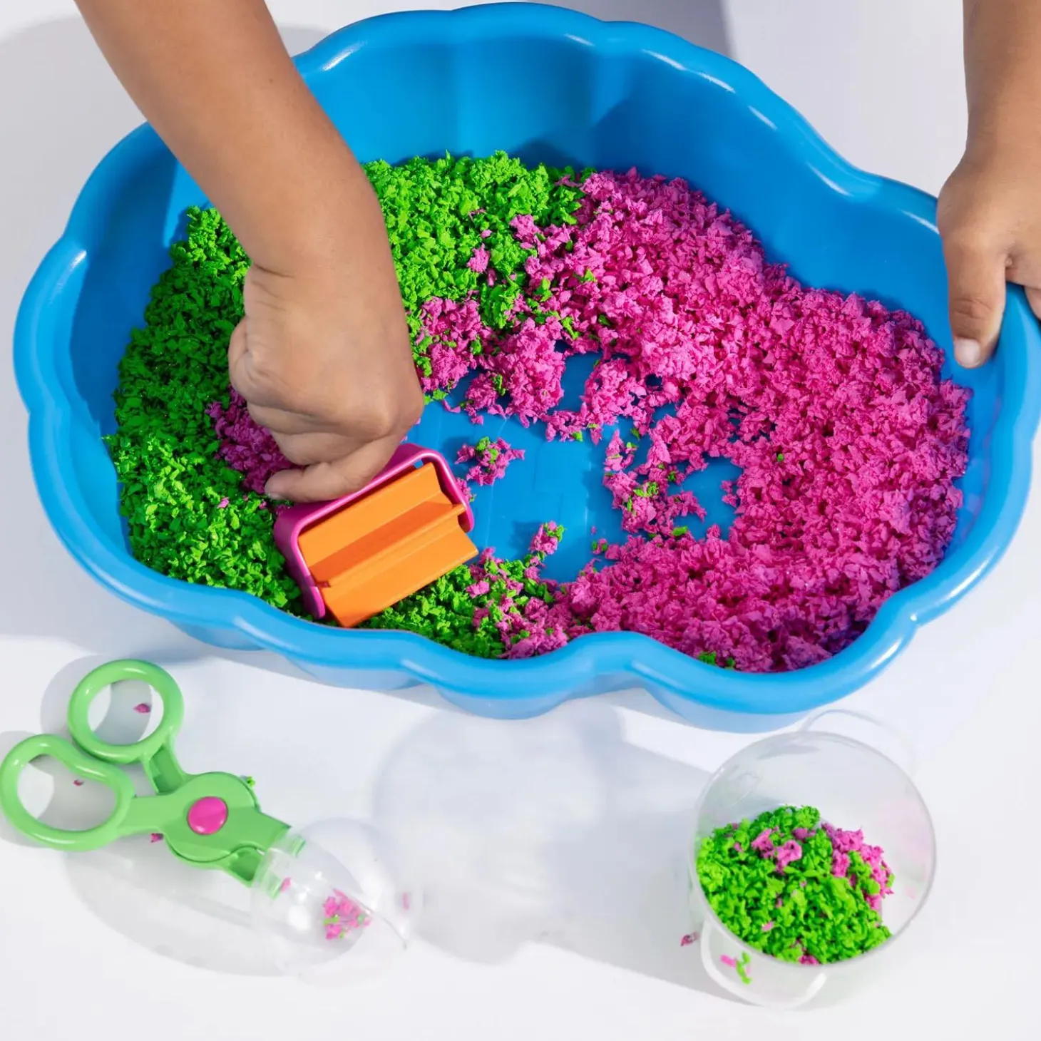 Educational Insights Playfoam Pluffle Sensory Station