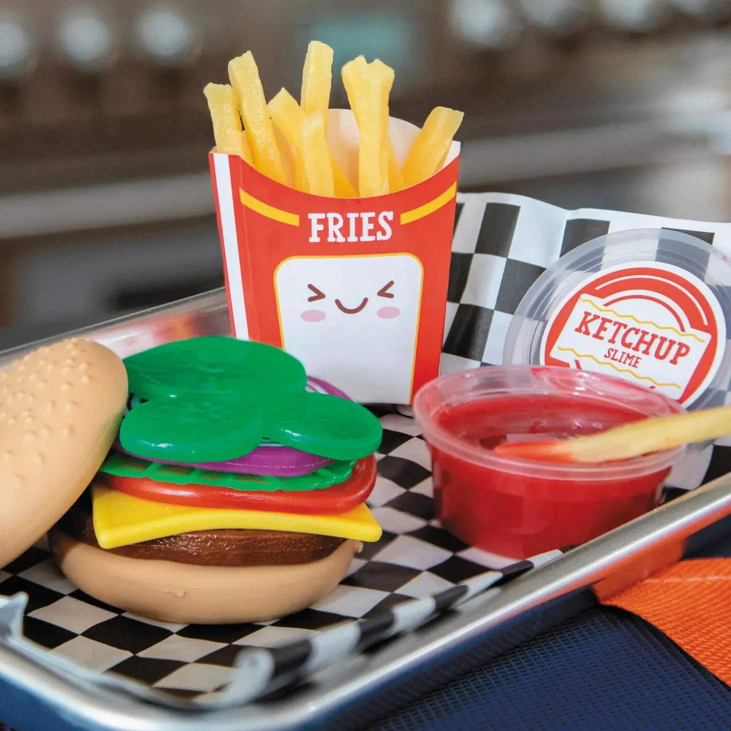Foodie Fidgets Fan Foods: Squishy Burger Basket with 19 Tactile Sensory Pieces & Slime