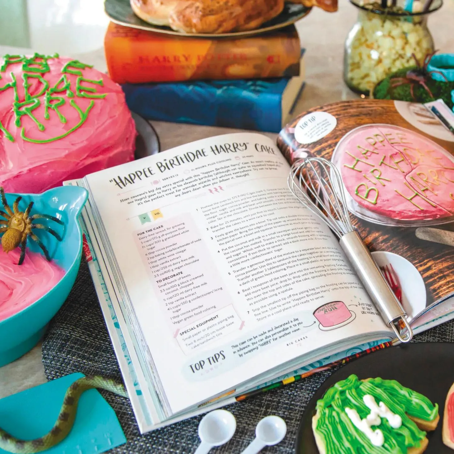Harry Potter Baking & Decorating Cookbooks: Set of 2