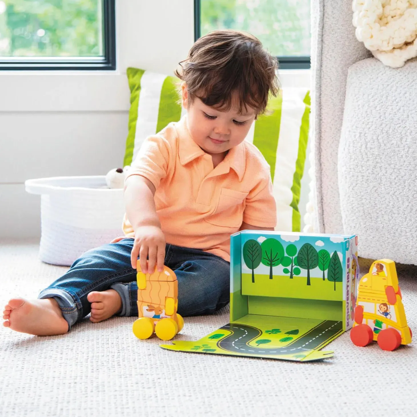 Konvertibles Transforming Wooden Cars – 2-Piece Flip & Change Vehicle Set with Portable 3-D Roadway Play Scene