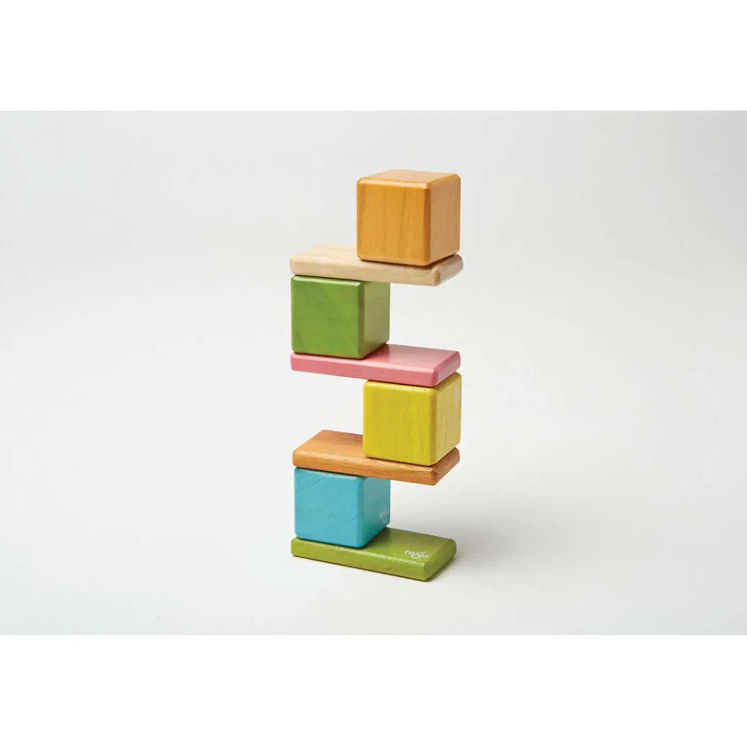 Tegu Magnetic Wooden Blocks, 8-Piece Pocket Pouch, Tints